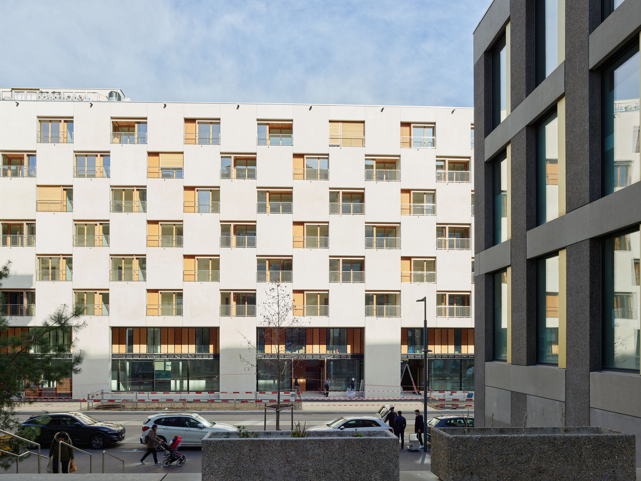 Coopératives aux Eaux-Vives